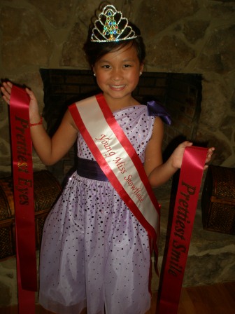 Kasen at the Miss Snowflake pageant